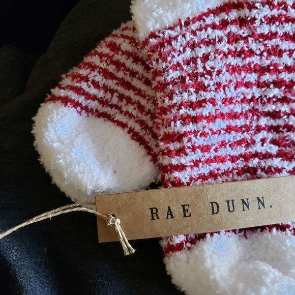 Rae Dunn "Santa's Favorite" Sweatshirt and Socks Set Women's Size Medium - Picture 11 of 11